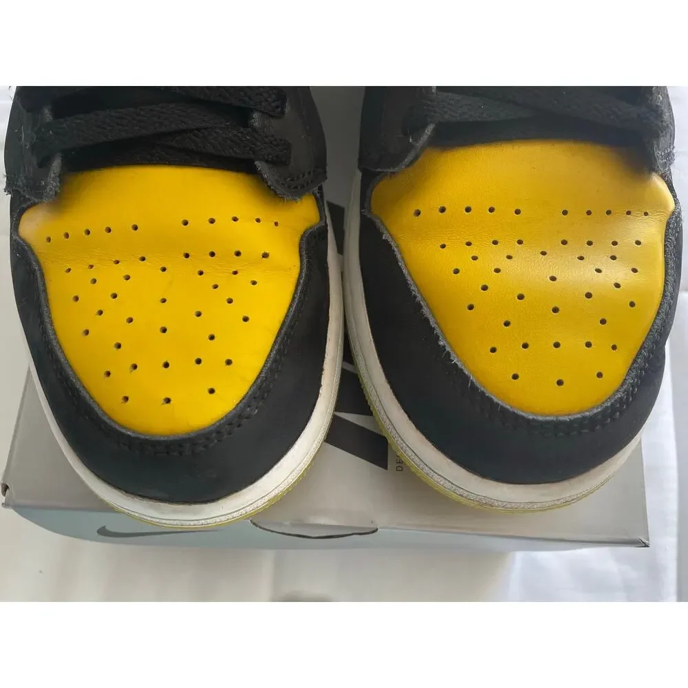 Nike Air Jordan 1 Mid SE New Love Mens Sneakers Size 9